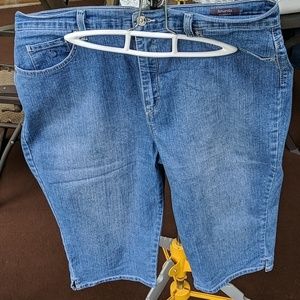 Skimmer Shorts Women's